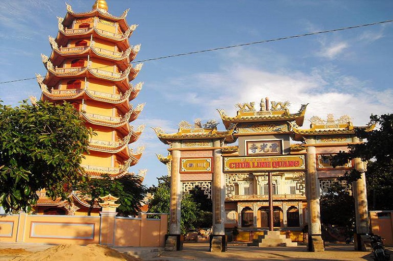 Chùa Linh Quang - đảo Phú Qúy